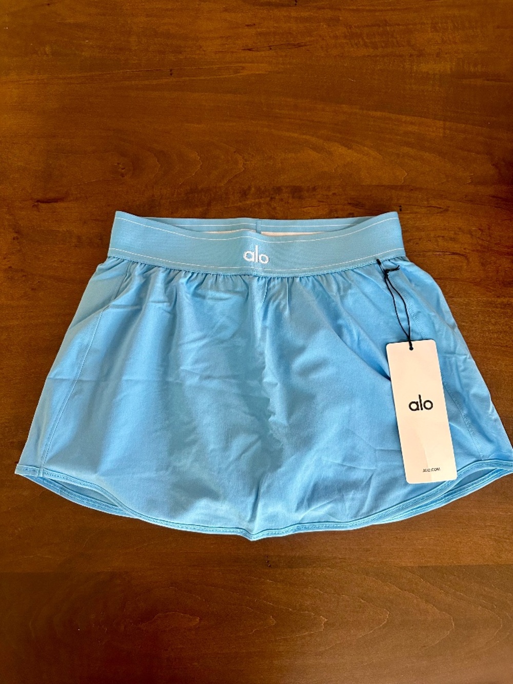 Alo Yoga Match Point Tennis Skirt Azure Blue Built in Shorts Sz SMALL NEW